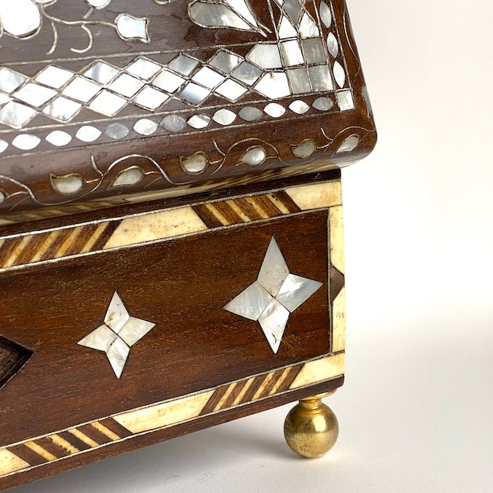 Mother of Pearl inlaid wooden box (Large)